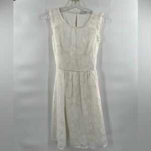 Villa Clothes white jacquard dress size 6 (euro 36)